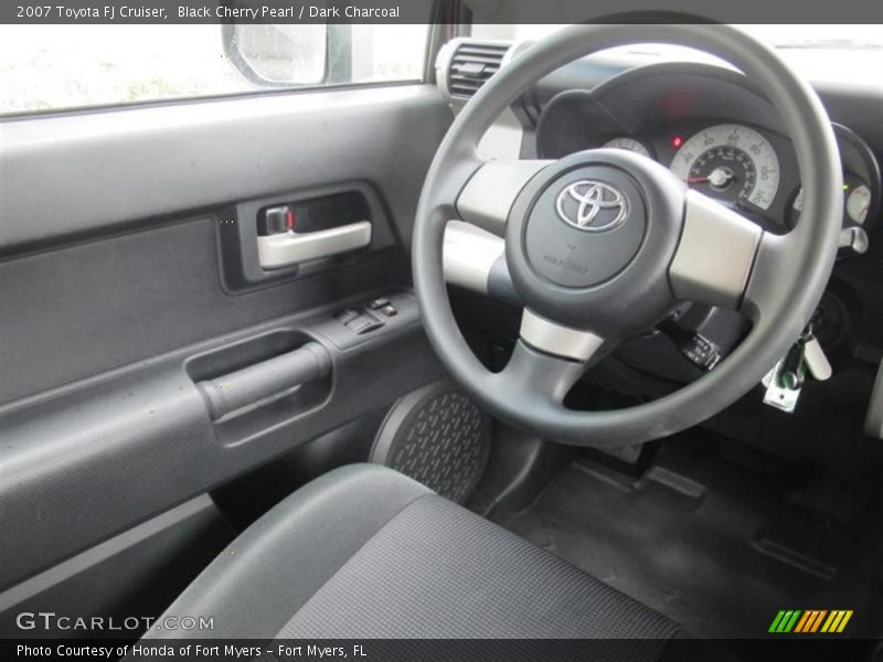 Black Cherry Pearl / Dark Charcoal 2007 Toyota FJ Cruiser