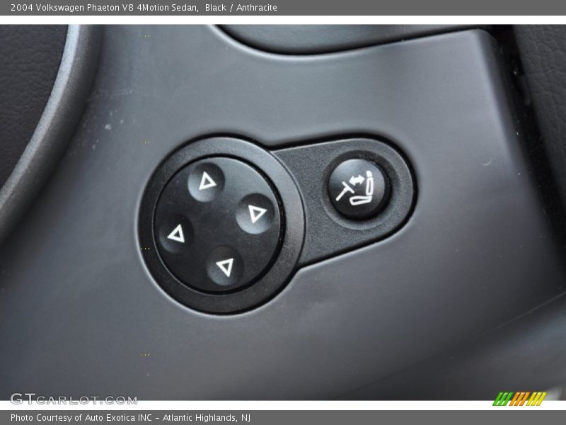 Controls of 2004 Phaeton V8 4Motion Sedan