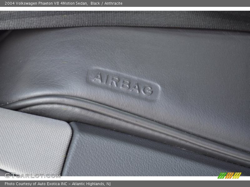 Black / Anthracite 2004 Volkswagen Phaeton V8 4Motion Sedan