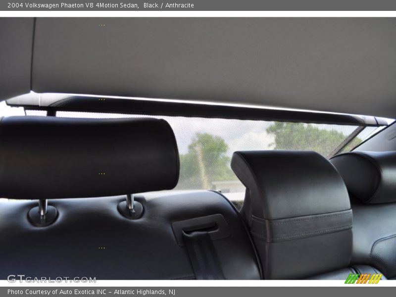 Black / Anthracite 2004 Volkswagen Phaeton V8 4Motion Sedan