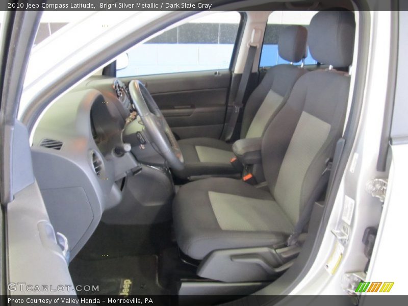 Bright Silver Metallic / Dark Slate Gray 2010 Jeep Compass Latitude