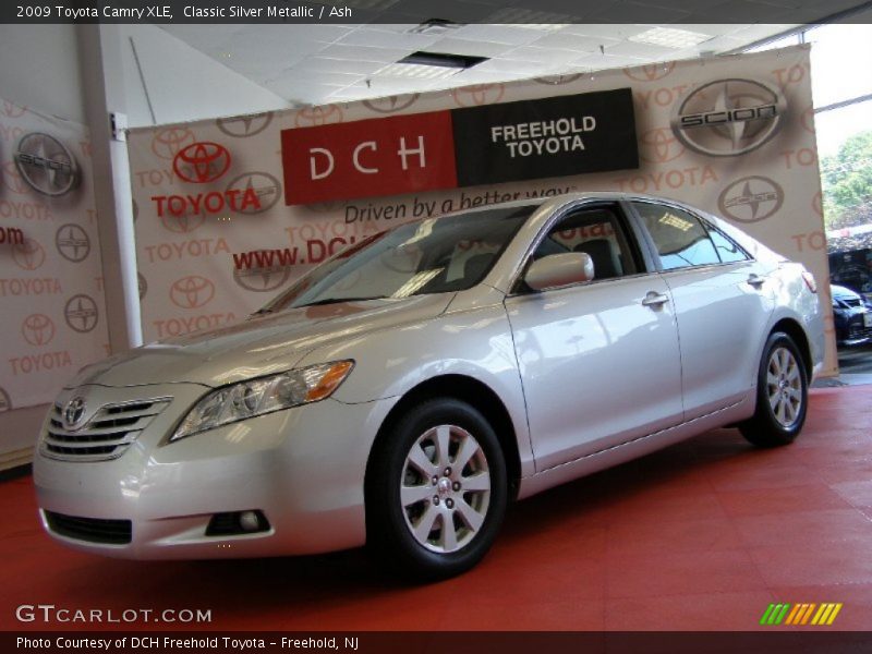 Classic Silver Metallic / Ash 2009 Toyota Camry XLE