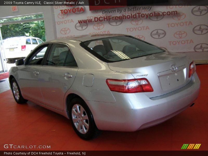 Classic Silver Metallic / Ash 2009 Toyota Camry XLE