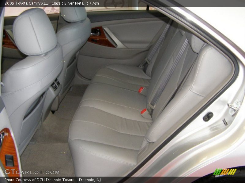 Classic Silver Metallic / Ash 2009 Toyota Camry XLE