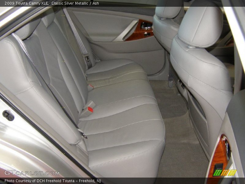 Classic Silver Metallic / Ash 2009 Toyota Camry XLE