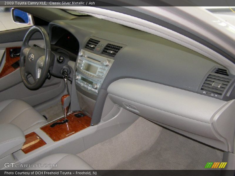 Classic Silver Metallic / Ash 2009 Toyota Camry XLE