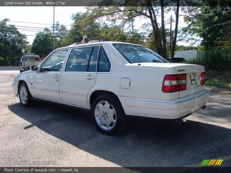 White / Tan 1998 Volvo S90 Sedan