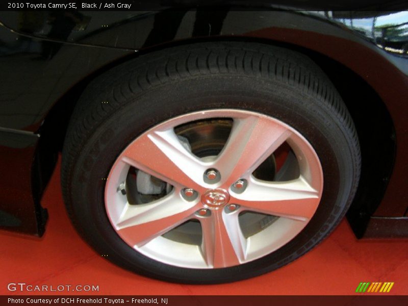 Black / Ash Gray 2010 Toyota Camry SE