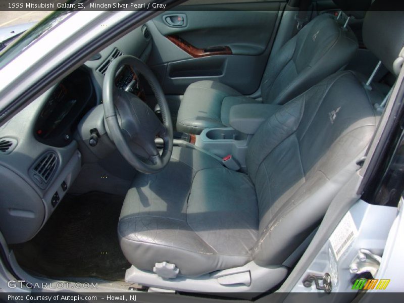 Minden Silver Pearl / Gray 1999 Mitsubishi Galant ES
