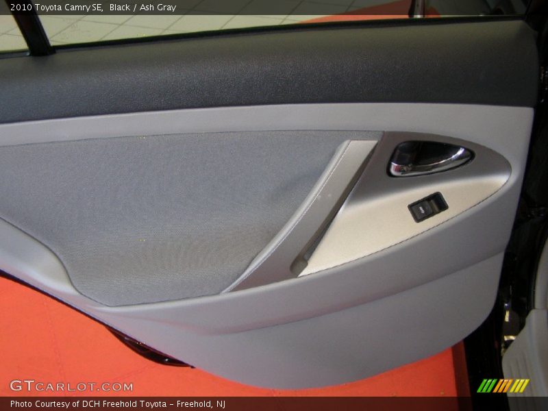 Black / Ash Gray 2010 Toyota Camry SE