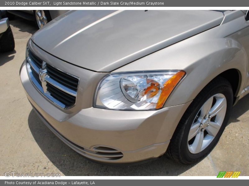 Light Sandstone Metallic / Dark Slate Gray/Medium Graystone 2010 Dodge Caliber SXT