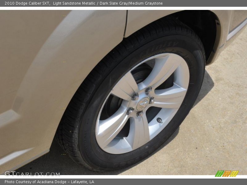 Light Sandstone Metallic / Dark Slate Gray/Medium Graystone 2010 Dodge Caliber SXT