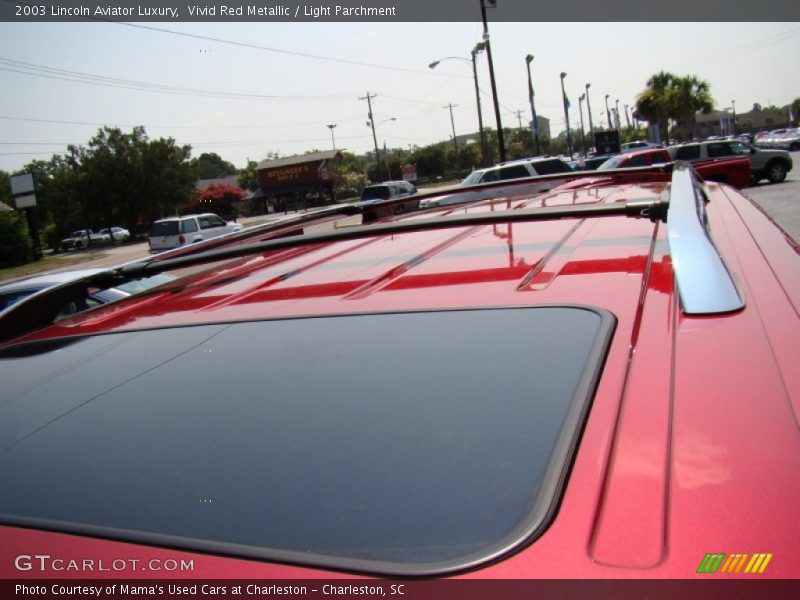 Vivid Red Metallic / Light Parchment 2003 Lincoln Aviator Luxury