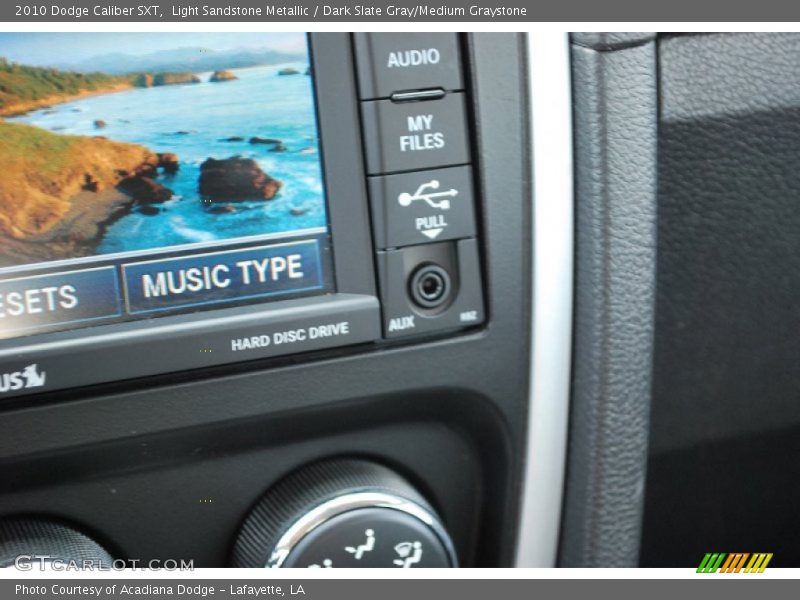 Light Sandstone Metallic / Dark Slate Gray/Medium Graystone 2010 Dodge Caliber SXT
