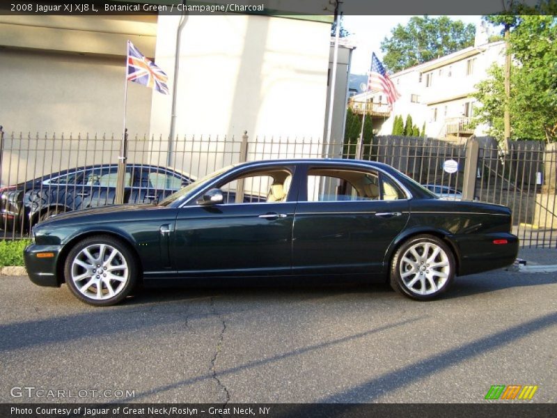 Botanical Green / Champagne/Charcoal 2008 Jaguar XJ XJ8 L