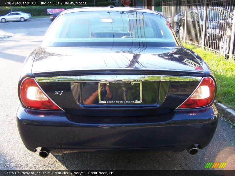 Indigo Blue / Barley/Mocha 2009 Jaguar XJ XJ8
