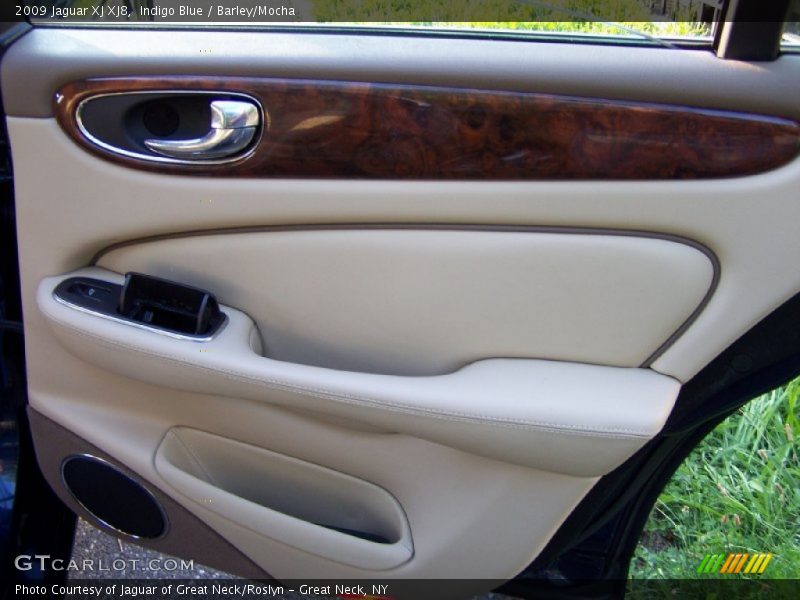 Indigo Blue / Barley/Mocha 2009 Jaguar XJ XJ8