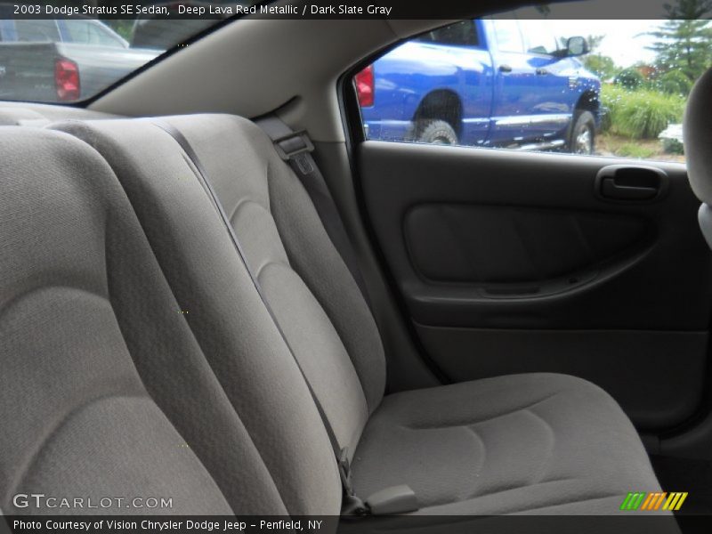 Deep Lava Red Metallic / Dark Slate Gray 2003 Dodge Stratus SE Sedan