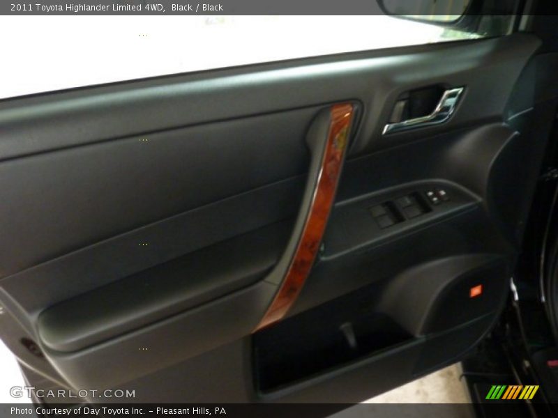 Black / Black 2011 Toyota Highlander Limited 4WD
