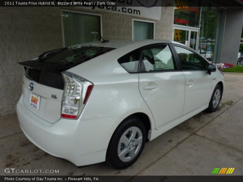 Blizzard White Pearl / Dark Gray 2011 Toyota Prius Hybrid III