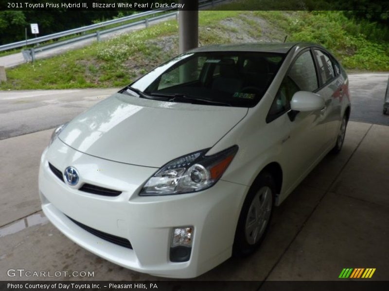 Blizzard White Pearl / Dark Gray 2011 Toyota Prius Hybrid III