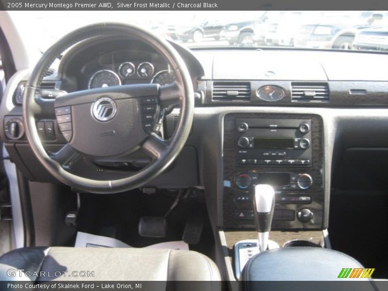 Silver Frost Metallic / Charcoal Black 2005 Mercury Montego Premier AWD