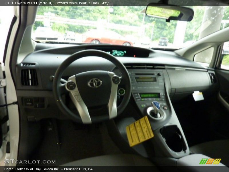 Blizzard White Pearl / Dark Gray 2011 Toyota Prius Hybrid III