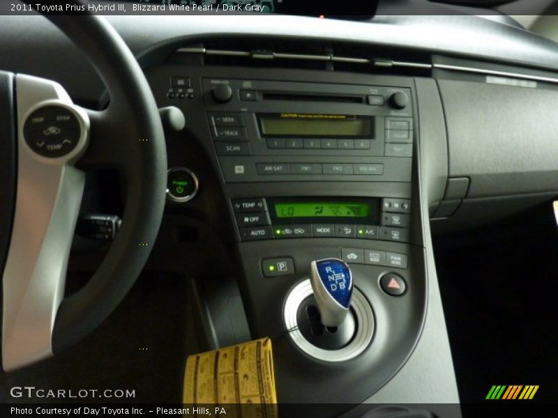 Blizzard White Pearl / Dark Gray 2011 Toyota Prius Hybrid III