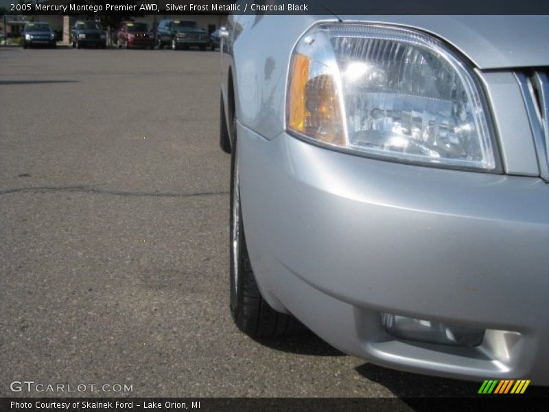 Silver Frost Metallic / Charcoal Black 2005 Mercury Montego Premier AWD