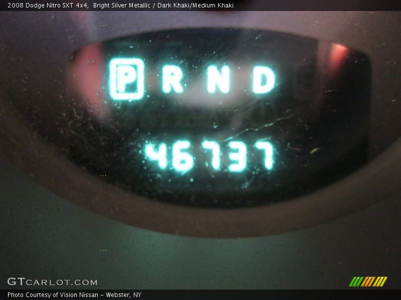 Bright Silver Metallic / Dark Khaki/Medium Khaki 2008 Dodge Nitro SXT 4x4