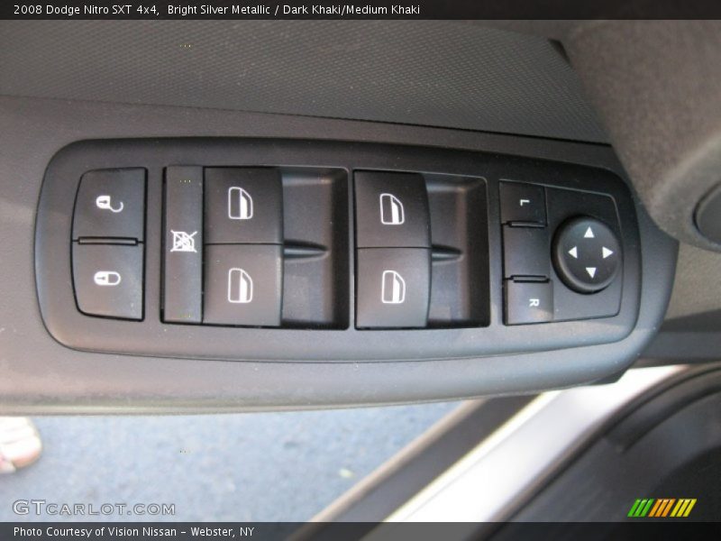 Bright Silver Metallic / Dark Khaki/Medium Khaki 2008 Dodge Nitro SXT 4x4