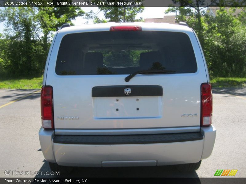 Bright Silver Metallic / Dark Khaki/Medium Khaki 2008 Dodge Nitro SXT 4x4