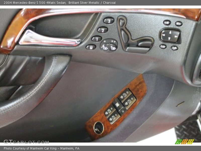 Controls of 2004 S 500 4Matic Sedan
