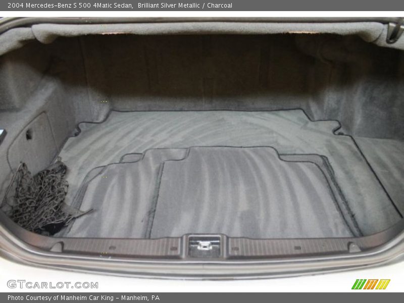  2004 S 500 4Matic Sedan Trunk