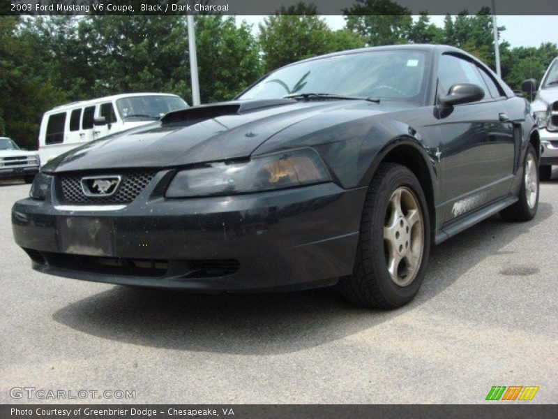Black / Dark Charcoal 2003 Ford Mustang V6 Coupe