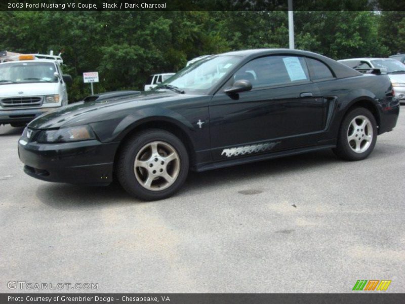 Black / Dark Charcoal 2003 Ford Mustang V6 Coupe