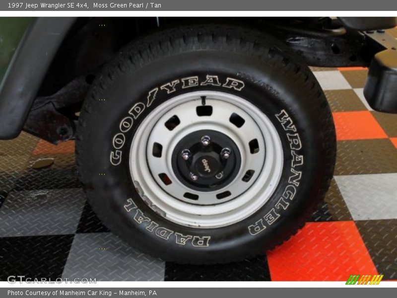 Moss Green Pearl / Tan 1997 Jeep Wrangler SE 4x4