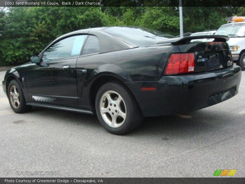 Black / Dark Charcoal 2003 Ford Mustang V6 Coupe