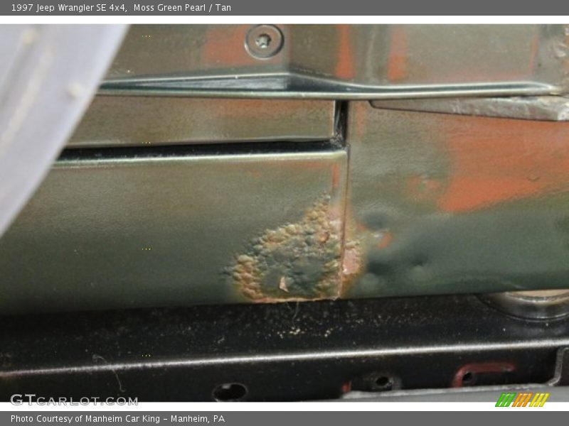 Moss Green Pearl / Tan 1997 Jeep Wrangler SE 4x4