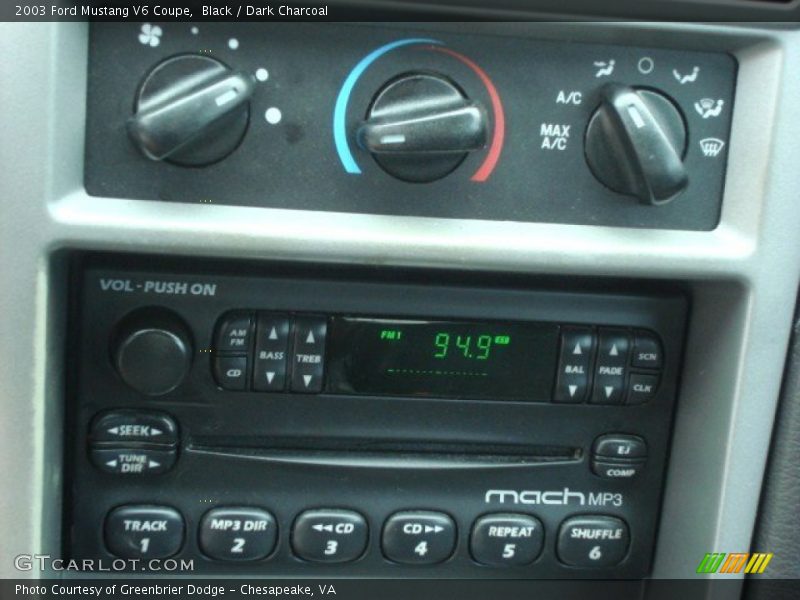 Black / Dark Charcoal 2003 Ford Mustang V6 Coupe