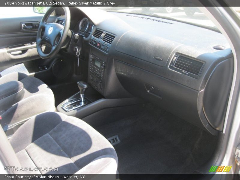 Reflex Silver Metallic / Grey 2004 Volkswagen Jetta GLS Sedan
