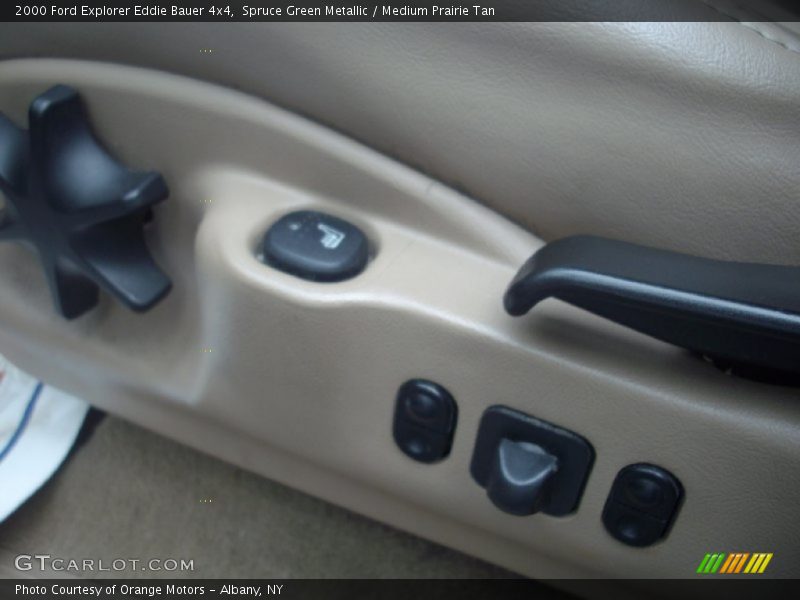 Spruce Green Metallic / Medium Prairie Tan 2000 Ford Explorer Eddie Bauer 4x4