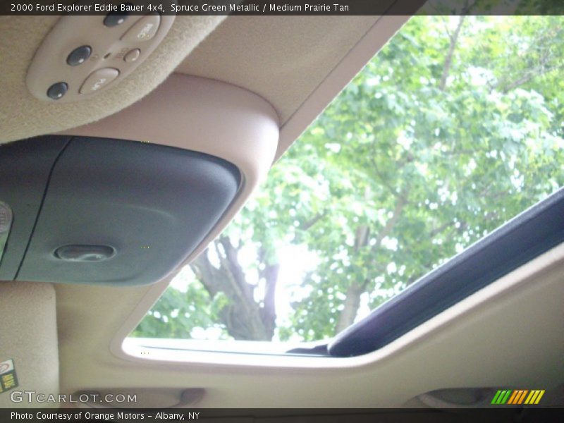 Spruce Green Metallic / Medium Prairie Tan 2000 Ford Explorer Eddie Bauer 4x4