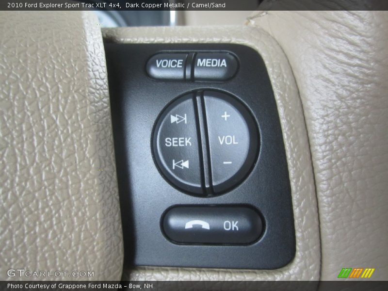 Controls of 2010 Explorer Sport Trac XLT 4x4