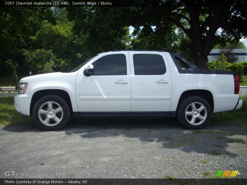 Summit White / Ebony 2007 Chevrolet Avalanche LTZ 4WD