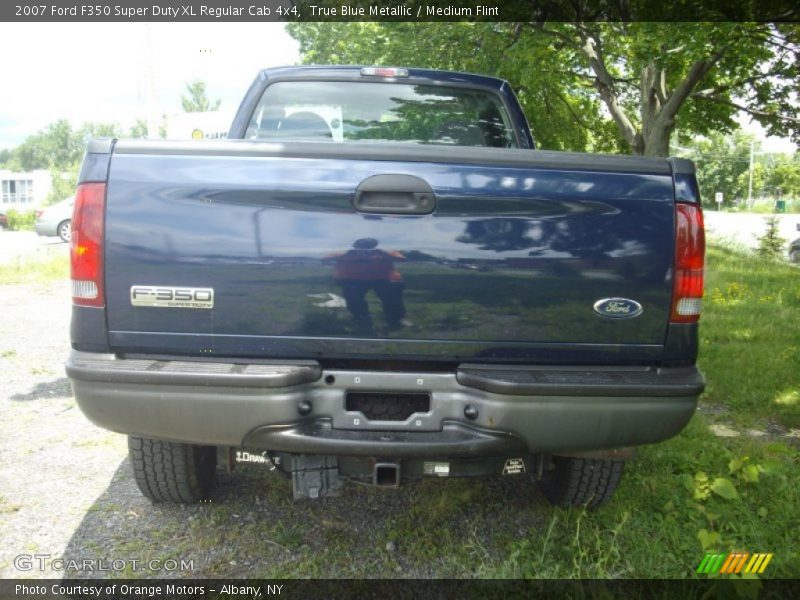 True Blue Metallic / Medium Flint 2007 Ford F350 Super Duty XL Regular Cab 4x4