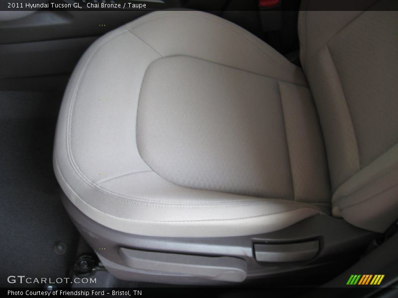 Chai Bronze / Taupe 2011 Hyundai Tucson GL