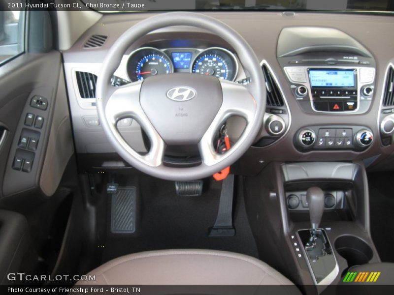 Chai Bronze / Taupe 2011 Hyundai Tucson GL