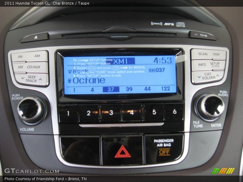 Chai Bronze / Taupe 2011 Hyundai Tucson GL