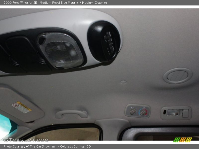 Medium Royal Blue Metallic / Medium Graphite 2000 Ford Windstar SE